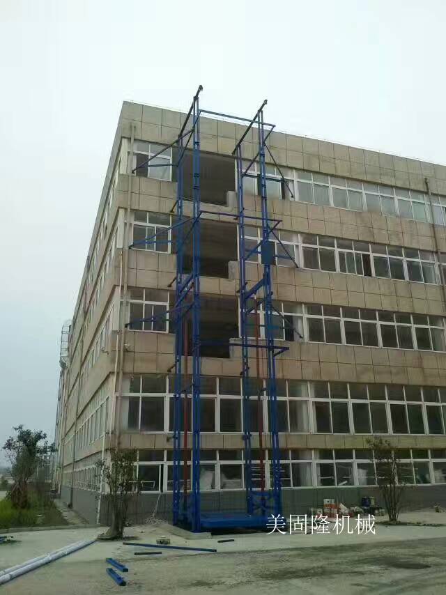 威海室外双臂导轨式升降机厂家