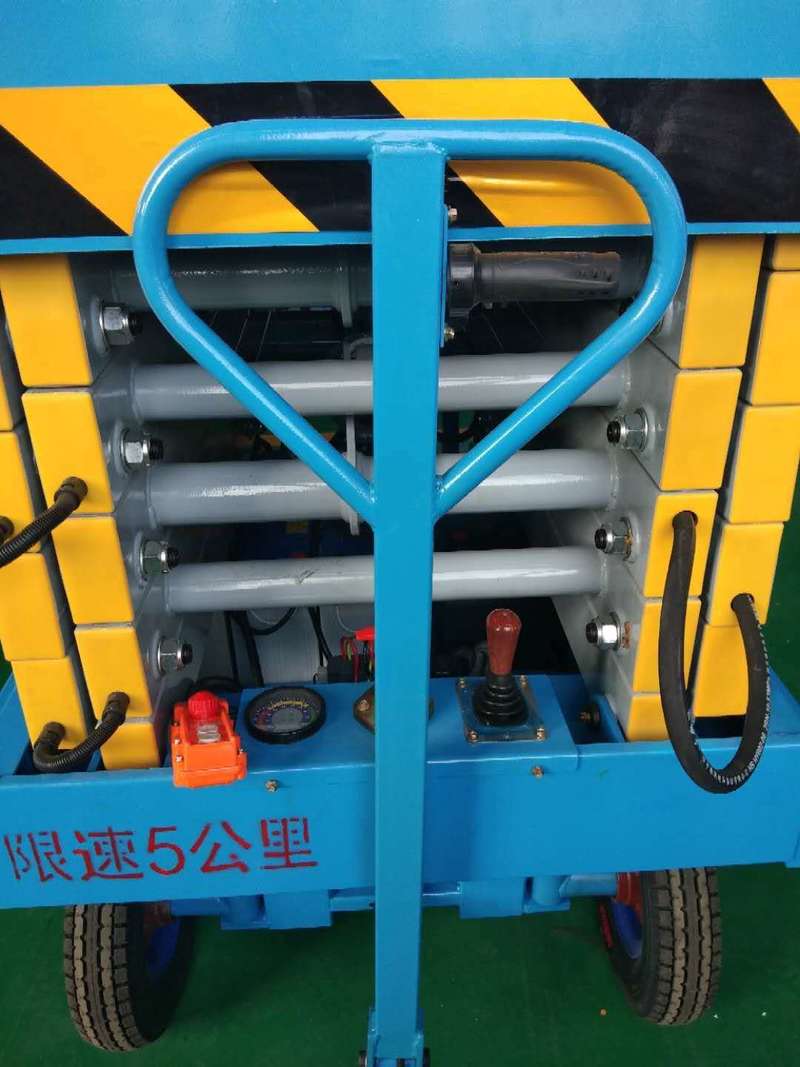 威海辅助行走式升降平台